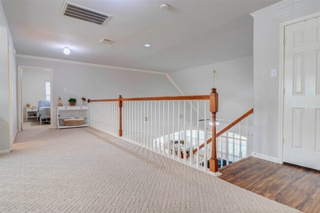 Building Photo - 1606 Barrington Hills Ln