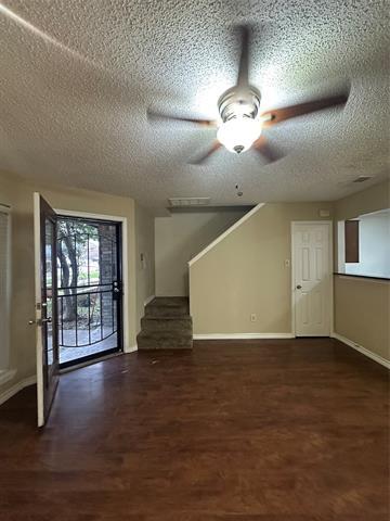 Building Photo - 3936 Brandon Park Dr