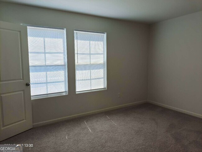 Building Photo - 538 Pemberton St