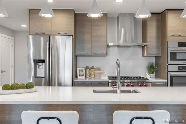 Building Photo - 1515 Julian St