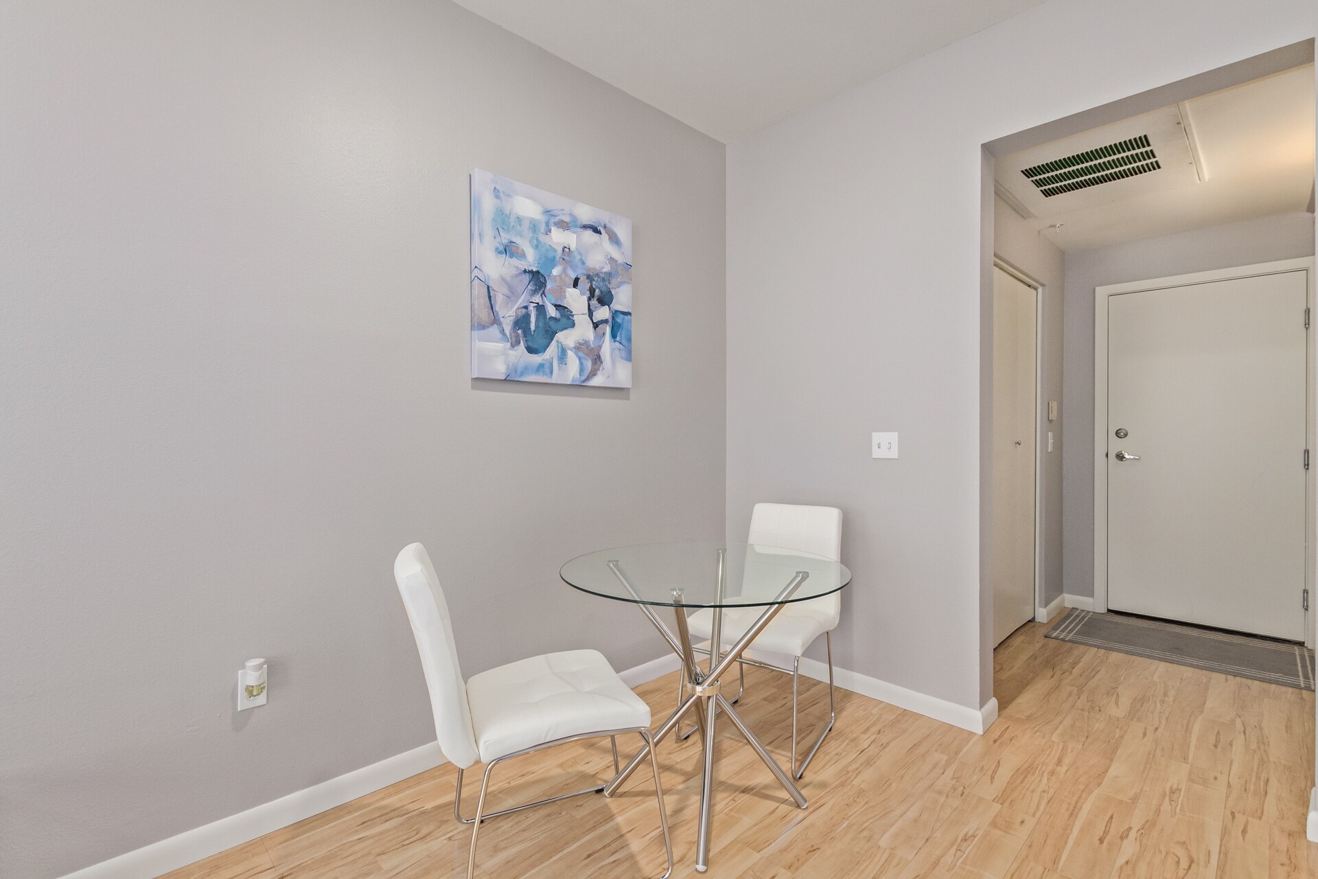 Dining Area - 3633 N 3rd Ave