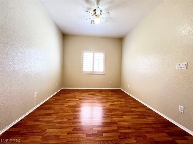 Building Photo - 2985 Panorama Ridge Dr