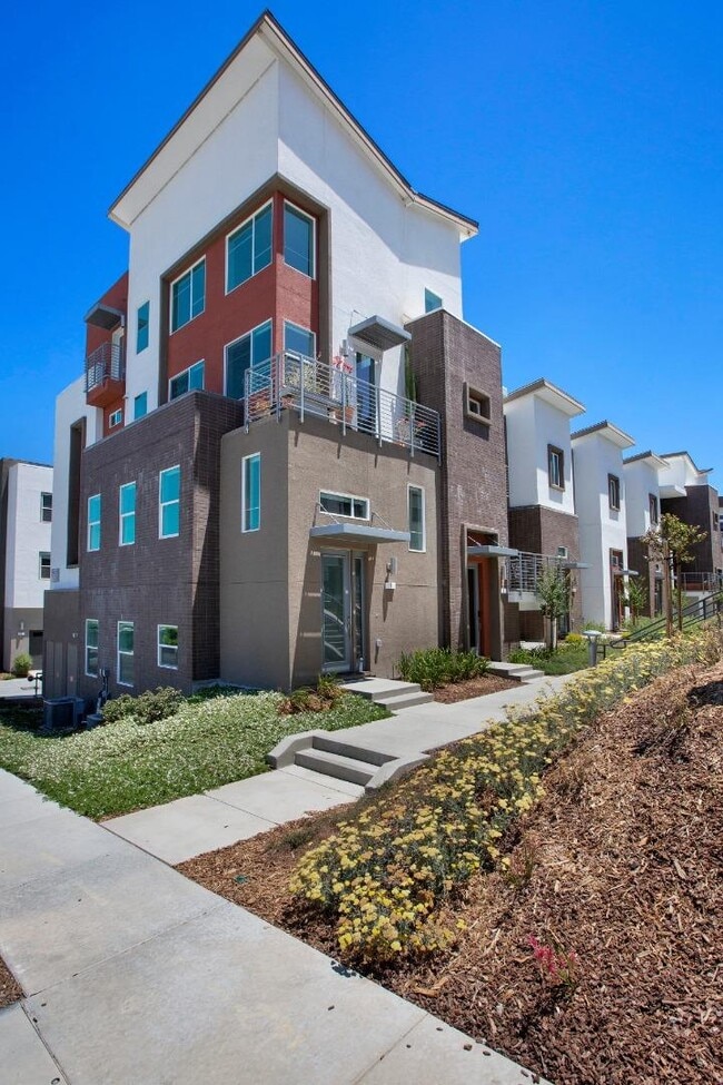 Building Photo - 2986 Lina St