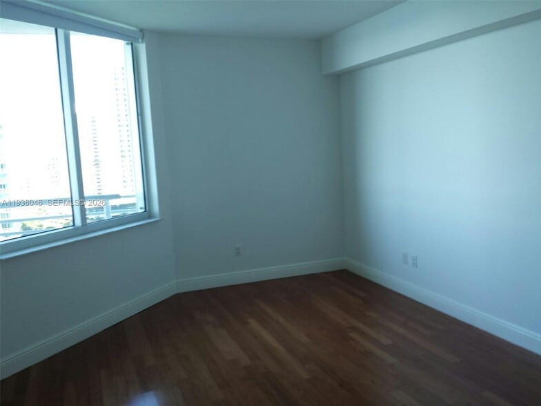 Building Photo - 325 S Biscayne Blvd