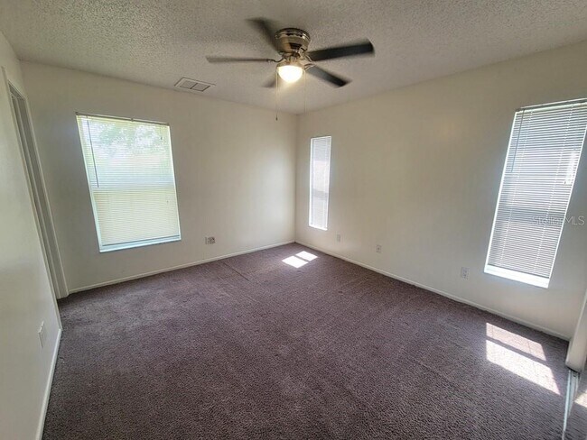 Building Photo - 8224 Autumn Oak Ave