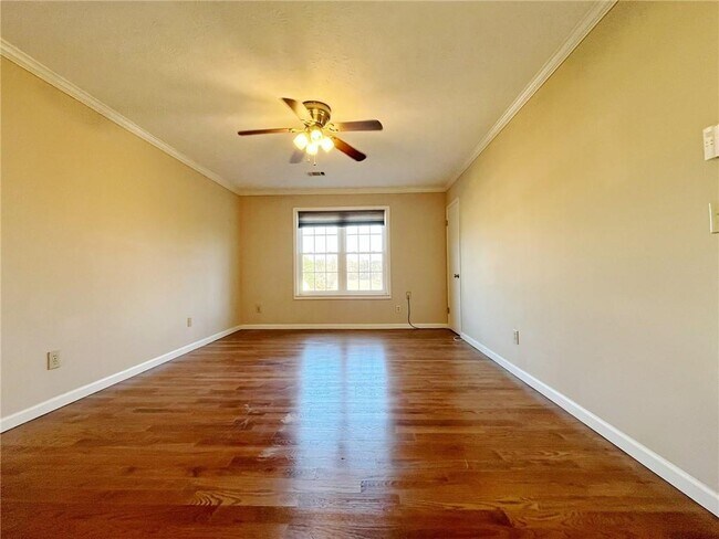 Building Photo - 2896 Landington Way NW