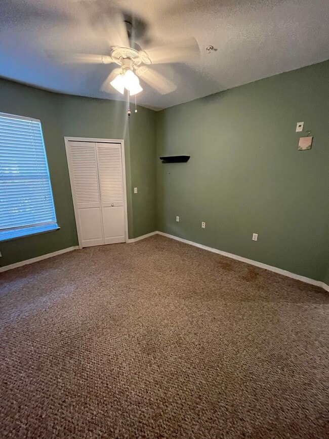 Building Photo - 1100 Lake Shadow Cir