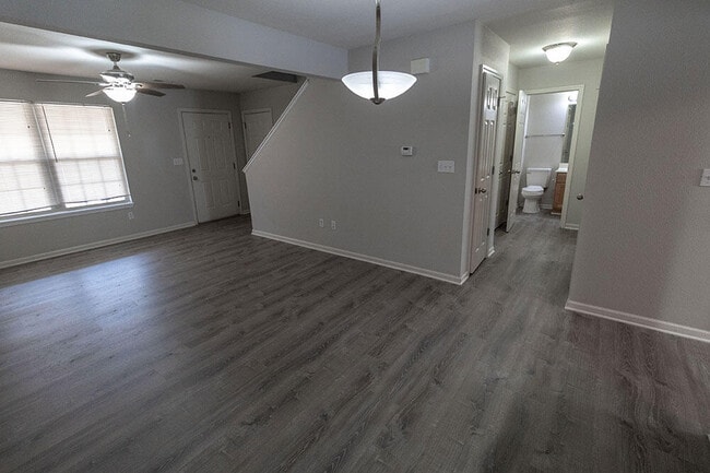 Building Photo - 3916 Snowy Owl Dr