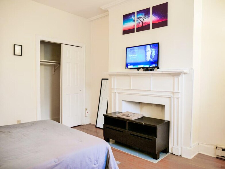 Building Photo - 88 Madison Ave