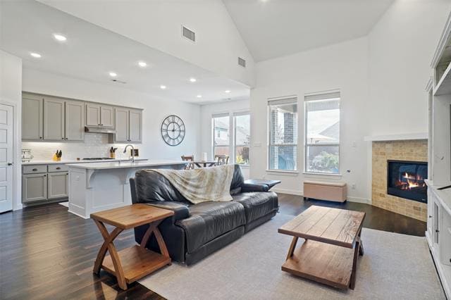 Building Photo - 525 Overton Ave