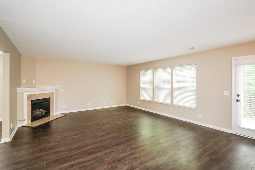 Building Photo - 613 Blossom Hill Dr
