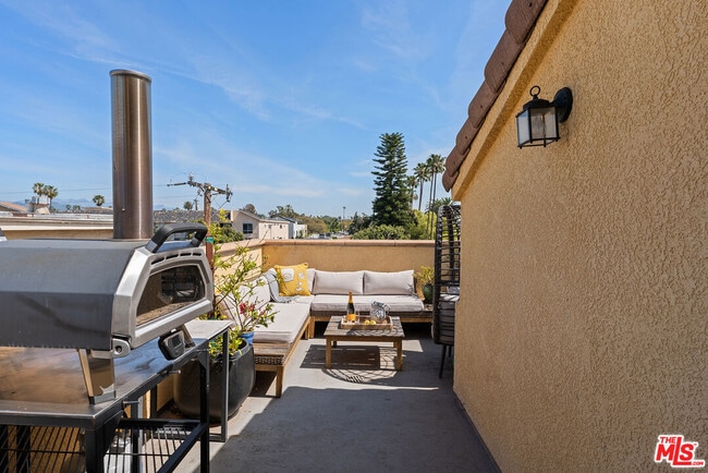 Building Photo - 500 Orlando Ave