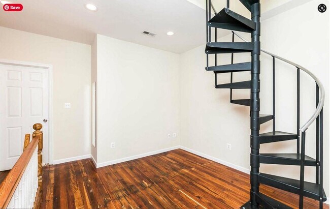 Building Photo - Charming 2bdrm 2.5 bath Patterson Park home with parking and rooftop deck