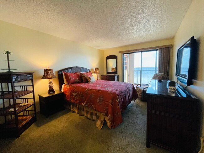 Building Photo - 14459 River Beach Dr