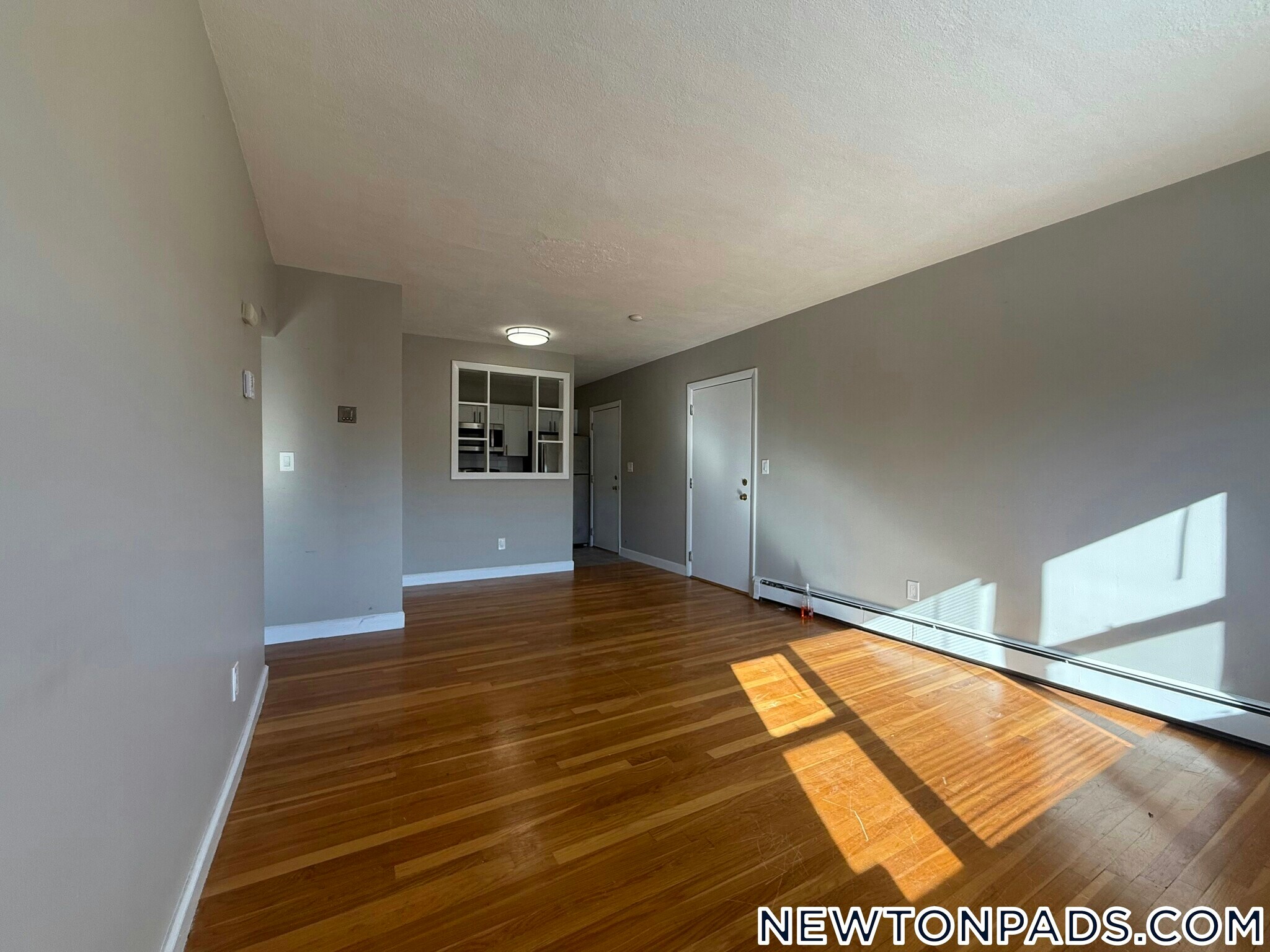 Building Photo - 264 Grove St