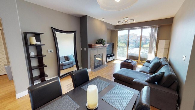 Building Photo - 9079 East Panorama Circle, Unit 201