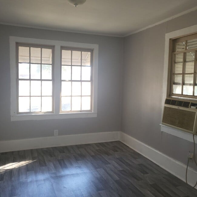 Building Photo - 128 Wrightsville Ave