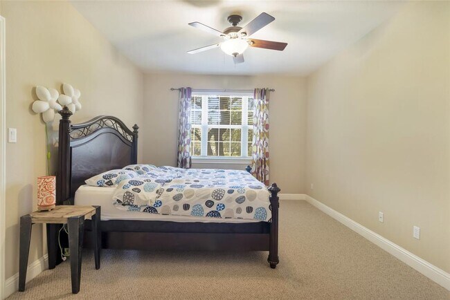 Building Photo - 5600 Laguna Cliff Ln