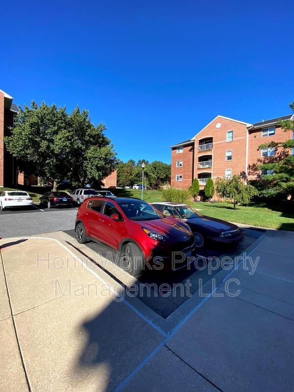 Building Photo - 3800 Meghan Dr
