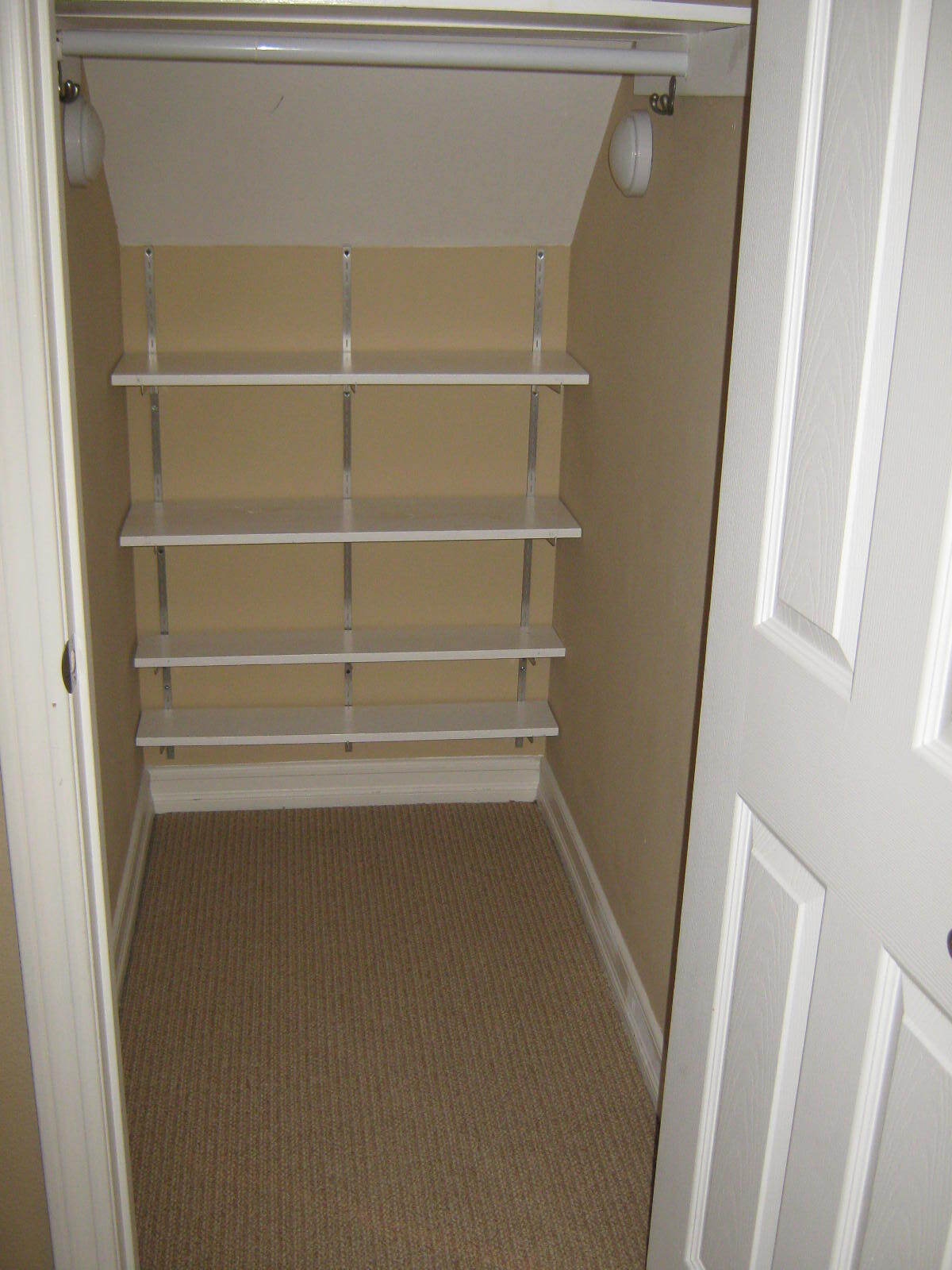 Building Photo - 15353 Maturin Dr