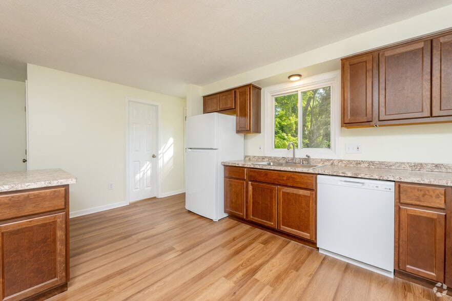 Primary Photo - Victor Heights - Fully Renovated!
