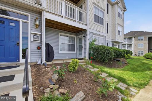 Building Photo - 8058 Lisle Dr