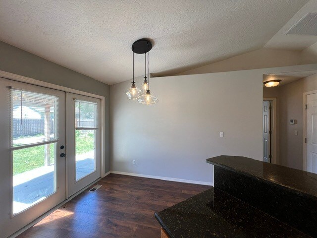 Building Photo - 3 Bed 2 Bath in Caldwell!
