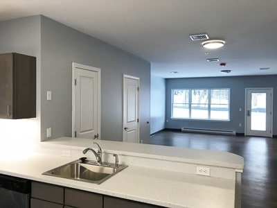 Building Photo - 37 E Ridge Dr