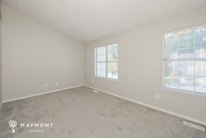 Building Photo - 5713 Wells Cir