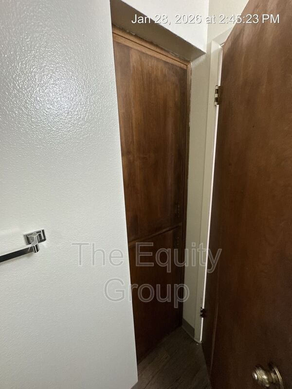 Building Photo - 1270 Tustin Cir