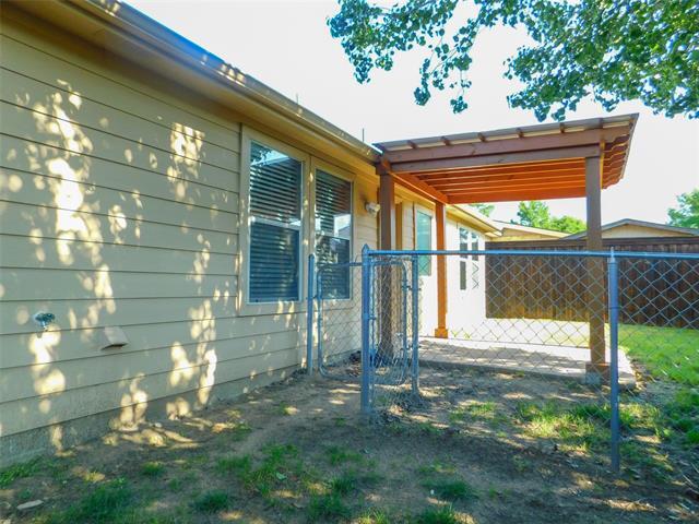 Building Photo - 4605 Dogwood Dr