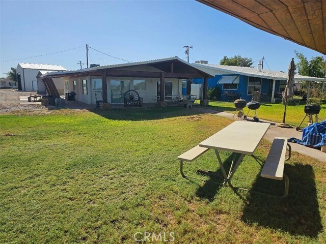 Primary Photo - 5180 Colorado River Rd