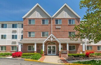 Building Photo - Furnished Studio-Boston - Peabody