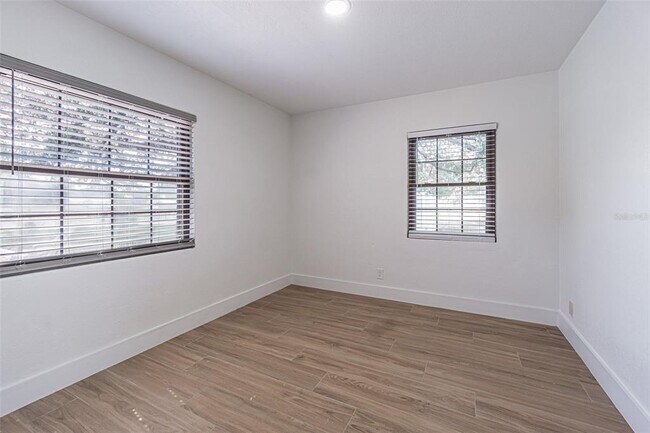 Building Photo - 5302 Turkey Creek Rd