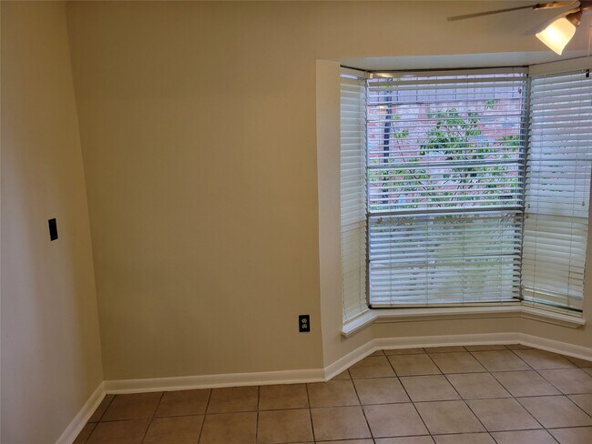 Building Photo - 12507 Bexley Dr