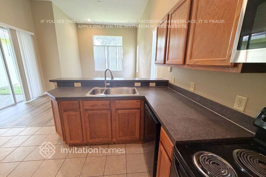 Building Photo - 2908 Vista Ct