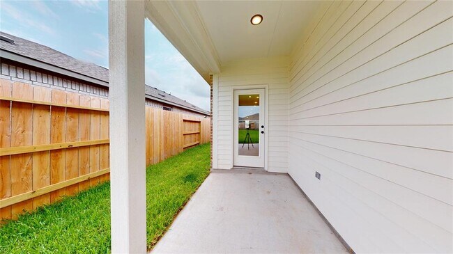 Building Photo - 1023 Pecan Harvest Dr