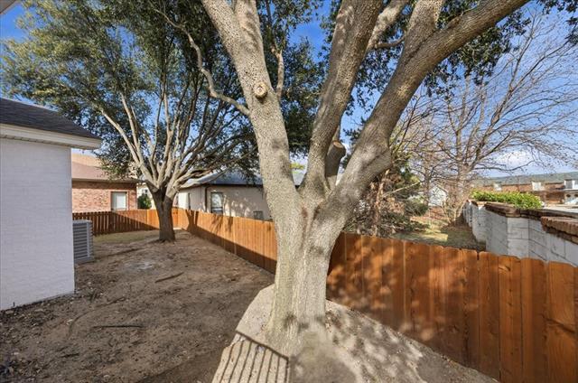 Building Photo - 22 1 Main Pl