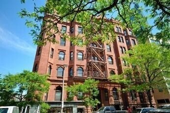 Building Photo - 271 Dartmouth St