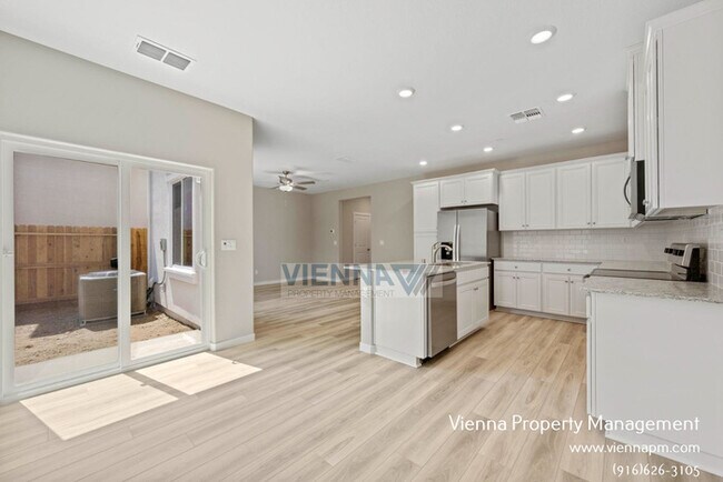 Building Photo - 2327 Comstock Ln