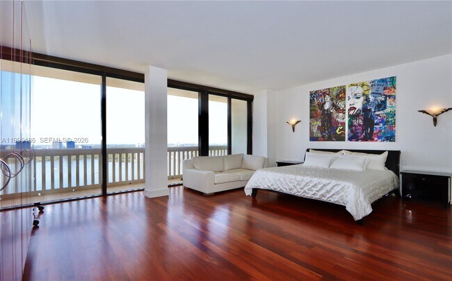 Building Photo - 1000 E Island Blvd