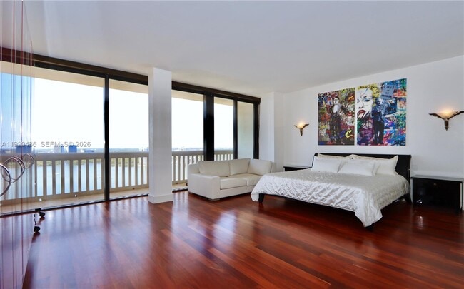 Building Photo - 1000 W Island Blvd