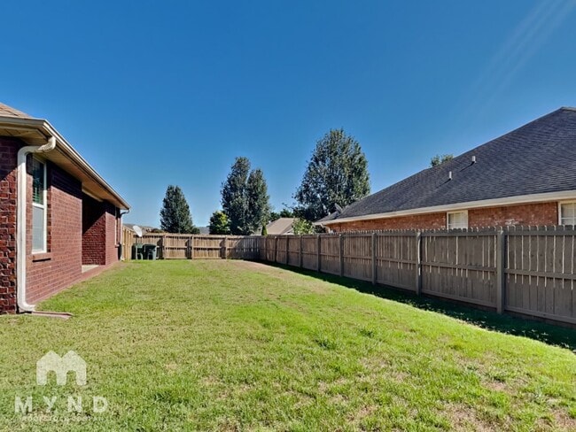 Building Photo - 601 Summer Cove Cir NW