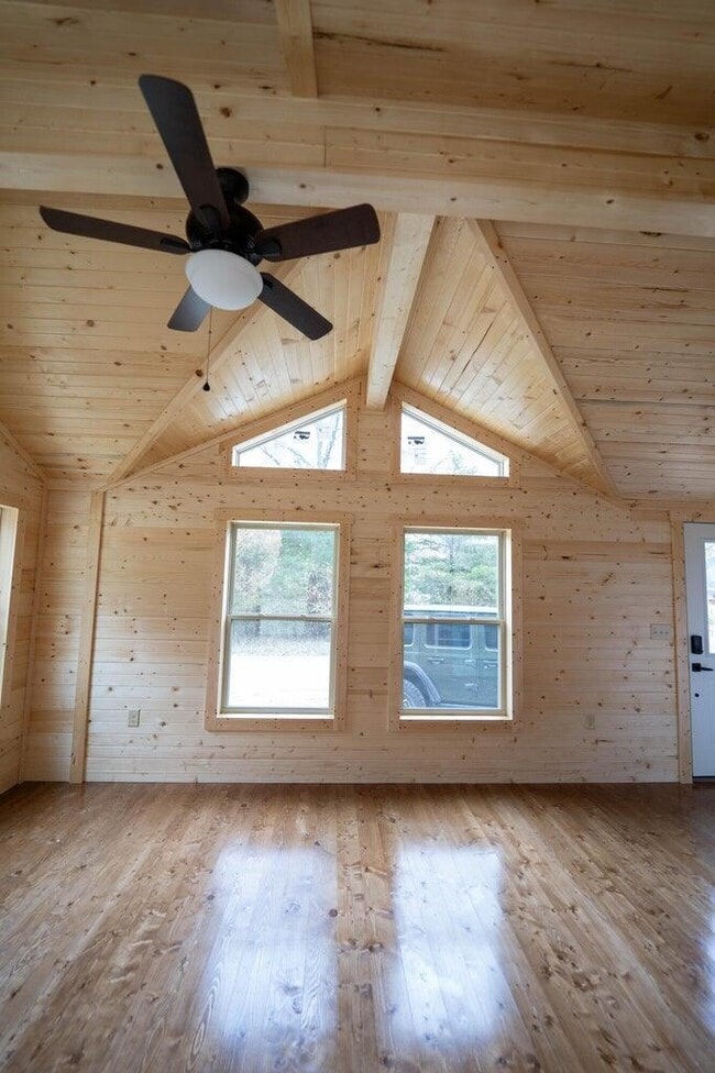 Building Photo - 157 Wideview Dr