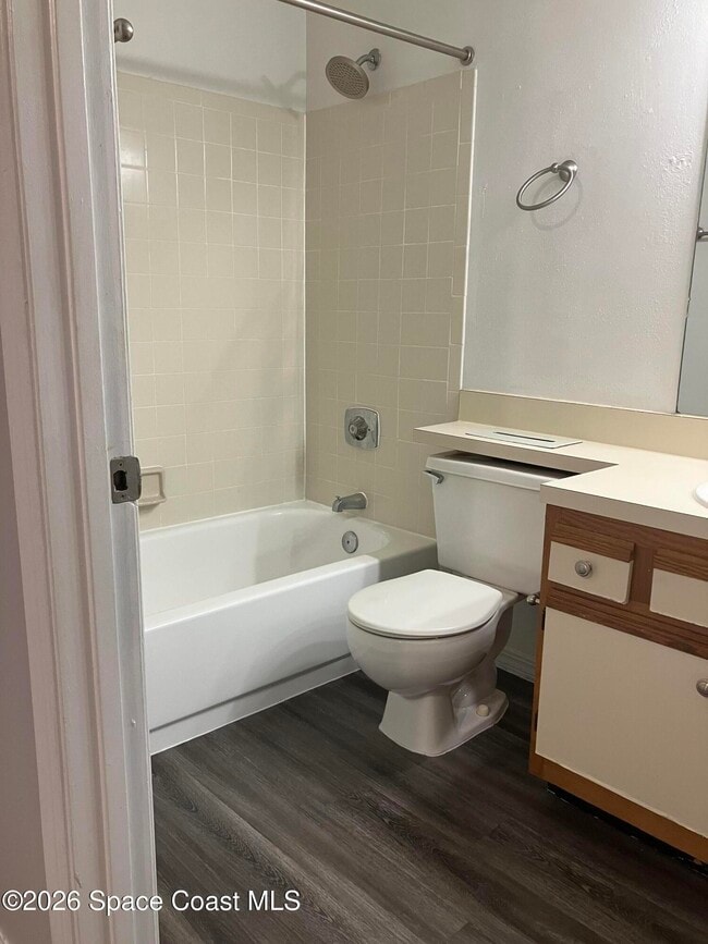 Building Photo - 7667 N Wickham Rd