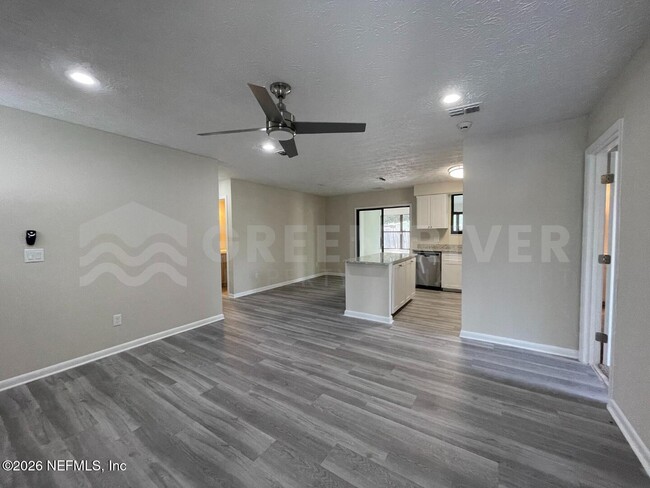 Building Photo - 614 Charles Carroll St