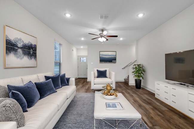 Building Photo - Beautifully Designed Townhome with Upscale Finishes