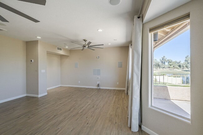 Building Photo - Luxury Waterfront Home in Ocotillo – Avail...