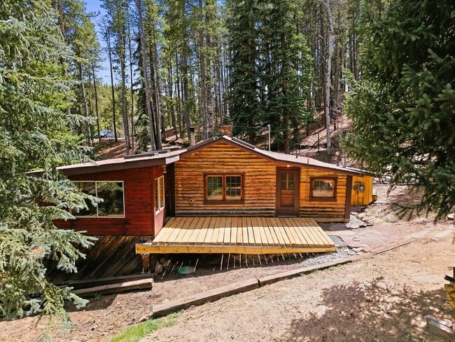 Building Photo - 2299 S Beaver Creek Rd