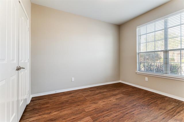 Building Photo - 10908 Braemoor Dr